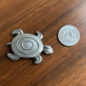 Jonette Jewelry Turtle Pin / Brooch